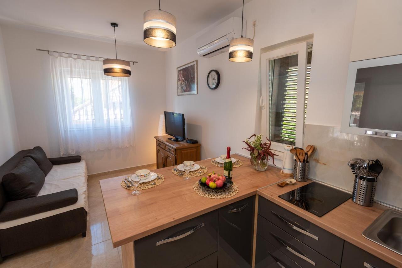 Apartman Tribunj Tribalj Εξωτερικό φωτογραφία